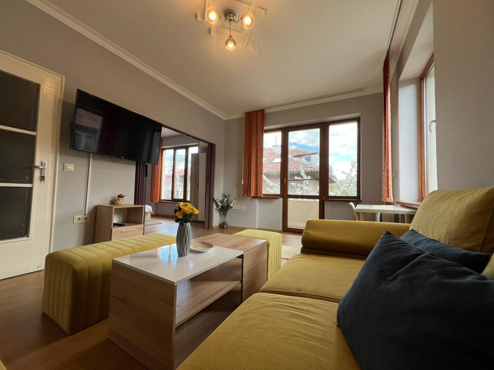 Rio Sunny 2Bdr Apt Near Ndk - Metro - Non-Stop Paid Public Parking Sofya Dış mekan fotoğraf